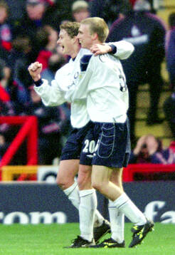 Football, English Premier League 2000-2001, Charlton -