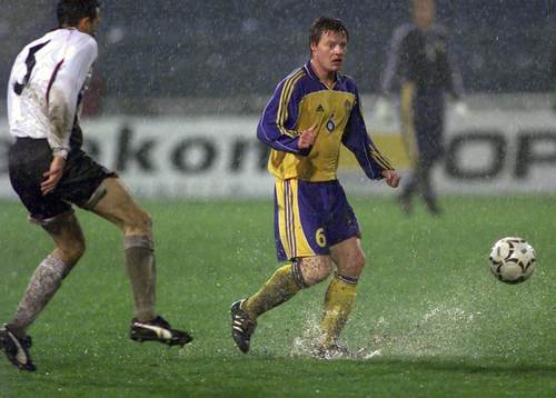 Fotboll, Österrike - Sverige 1-1 ,  Stefan Schwarz steget