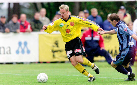 Mjällbys Marcus Ekenberg mot Djurgårdens Magnus Samuelsson
