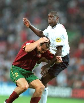 Emile Heskey, England och Jorge Costa, Portugal