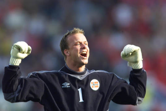 Thomas Myhre, Norge jublar