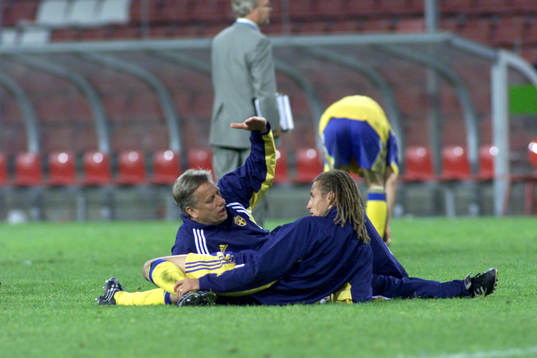 Tommy Söderberg, förbundskapten och Henrik Larsson