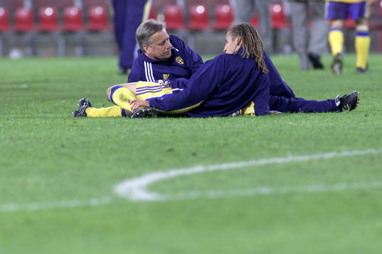 Tommy Söderberg, förbundskapten och Henrik Larsson