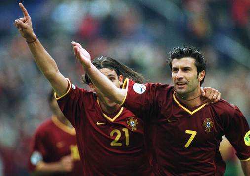 Nuno Gomes och Luis Figo, Portugal jublar