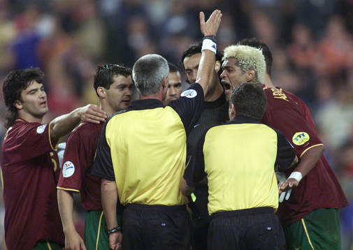 Abel Xavier, Portugal och hans lagkamrater är rasande på