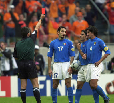 Gianluca Zambrotta, Italien skickas av banan av Tyske