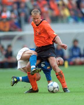 Dennis Bergkamp, Holland