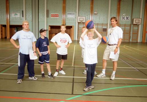 Max Leanderson, Hässleholms Basketklubb