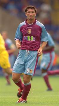 Luc Nilis, Aston Villa