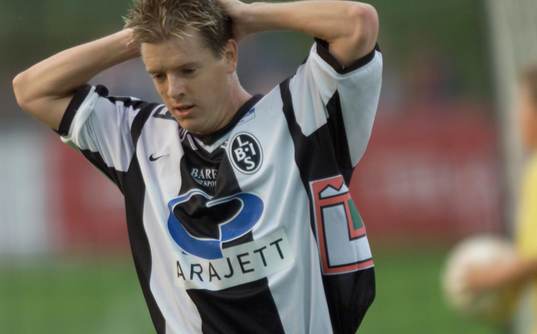 Fotboll, Landskrona - Enköping, 1 -0, Jesper Ljung svär