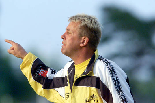 Mjällby - Malmö: Hasse Larsson, tränare Mjällby