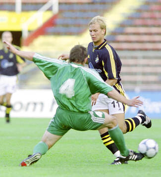 AIK:s Martin Åslund mot Gomels Ihar Kavalevich