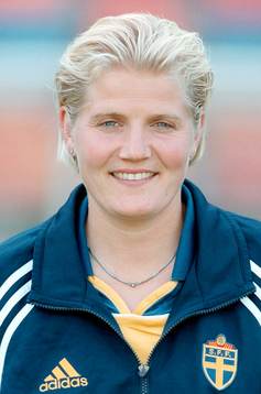 Åsa Lönnqvist, Sverige