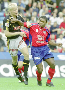 AIK:s David Ljung mot Helsingborgs Alvaro Santos