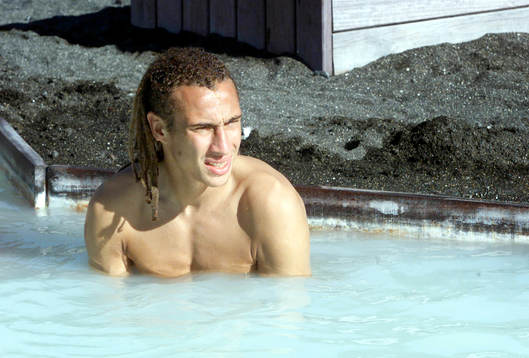 Henrik Larsson, Sverige badar i Blå Lagunen (bad)
