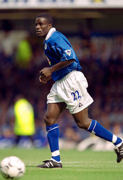 Ade Akinbiyi, Leicester