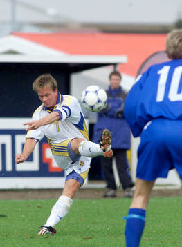 Tobias Linderoth, Sverige
