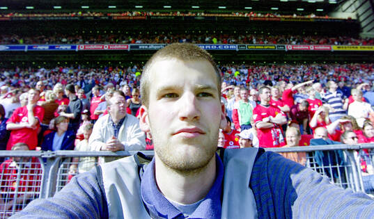 Bildbyråns fotograf Niklas Larsson på Old Trafford