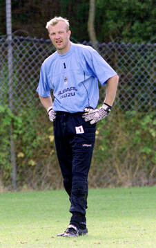 Football, Premier League 2000/01, Coventry City, training