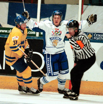 Niklas Hagman, Finland jubel