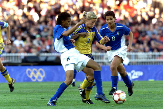 Tina Nordlund, Sverige