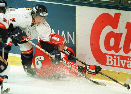 Niklas Kronwall, Djurgården och Magnus Johansson, Frölunda