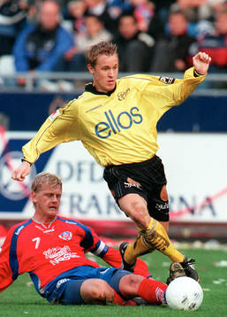 Martin Strömberg, Elfsborg blir glidtacklad av Ulrik