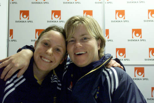 Hanna Ljungberg och Marika Domanski-Lyfors, förbundskapten