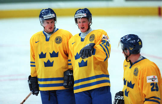 Daniel och Henrik Sedin, Sverige