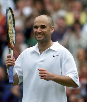 Mark Philippoussis - Andre Agassi: Andre Agassi jublar