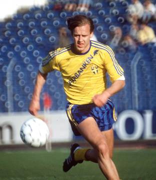 Fotboll, Dan Corneliusson, Sverige