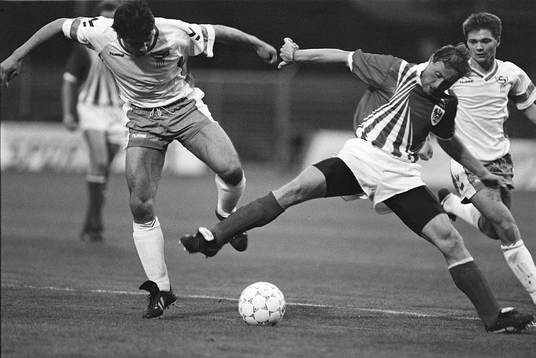 Fotboll, Färöarna - Österrike