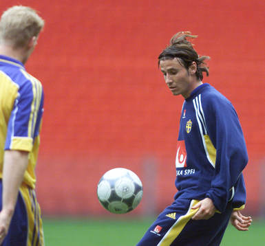 Yksel Osmanovski , Sverige