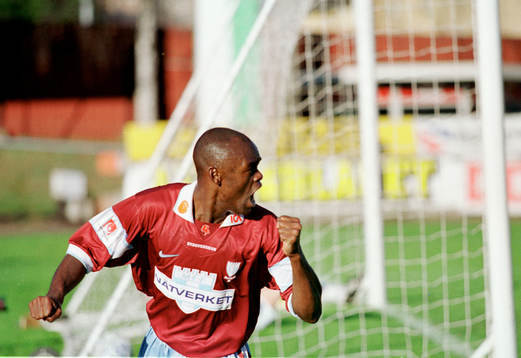Joseph Elanga, Malmö jubel