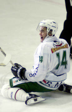 Emil Tobiasson-Harris, Rögle jubel