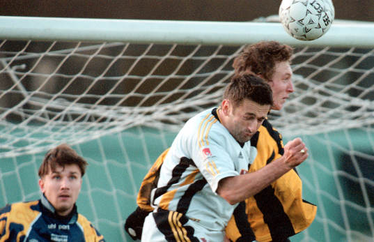Kim Källström, Häcken och Nebojsa Novakovic, AIK