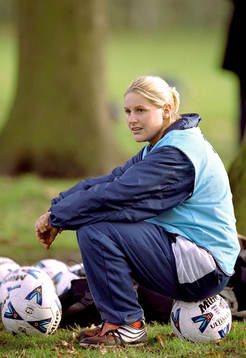 Kelly Smith, England