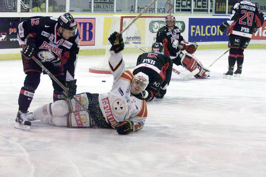 Ove Molin, Brynäs jubel och Marcus Magnertoft, Malmö