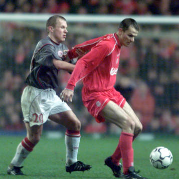 Pär Zetterberg, Olympiakos, mot Liverpools Dietmar Hamann