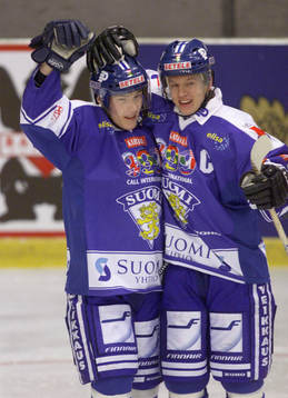 Baltika brewery cup, Sverige - Finland 1-4. Finlands 1-1