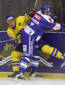 Baltika brewery cup, Sverige - Finland: Tackling