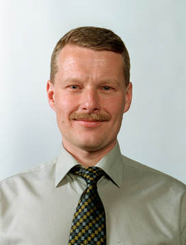 Mikael Lindfors