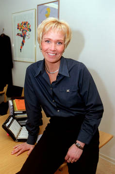 Gunilla Axén, Damprojektilen