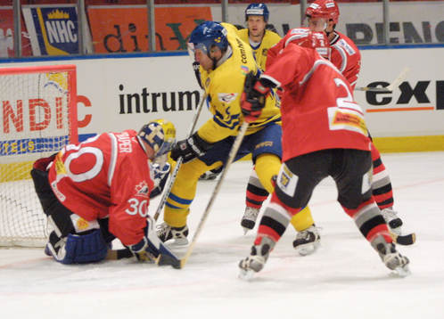 Mikael Renberg, Sverige