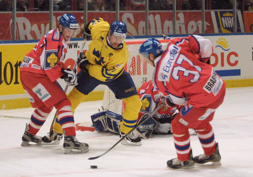 Mikael Renberg, Sverige