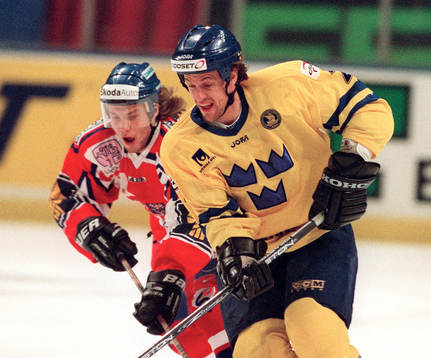 Fredrik Olausson, Sverige