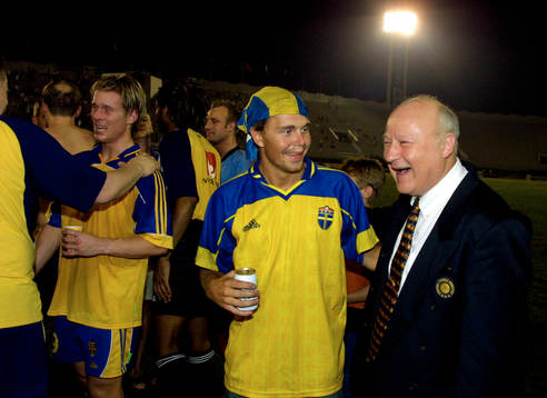 Lars-Åke Lagrell och en svensk supporter