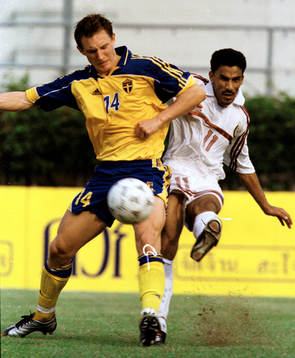 Kim Källström, Sverige och Abdulaziz Hassan, Qatar