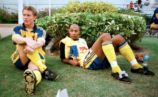 Fredrik Berglund och Jeffrey Aubynn, Sverige