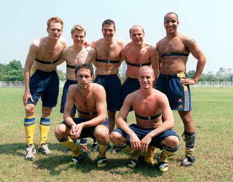Fotboll, Testutrustning
